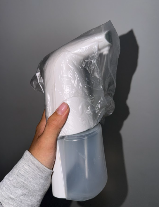 Dispensador automático de espuma con sensor y depósito